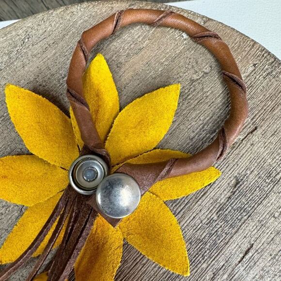 Sunflower Leather Bag Charm Leather Purse FALL Accessories Autumn Flower Crossbo - Picture 5 of 8